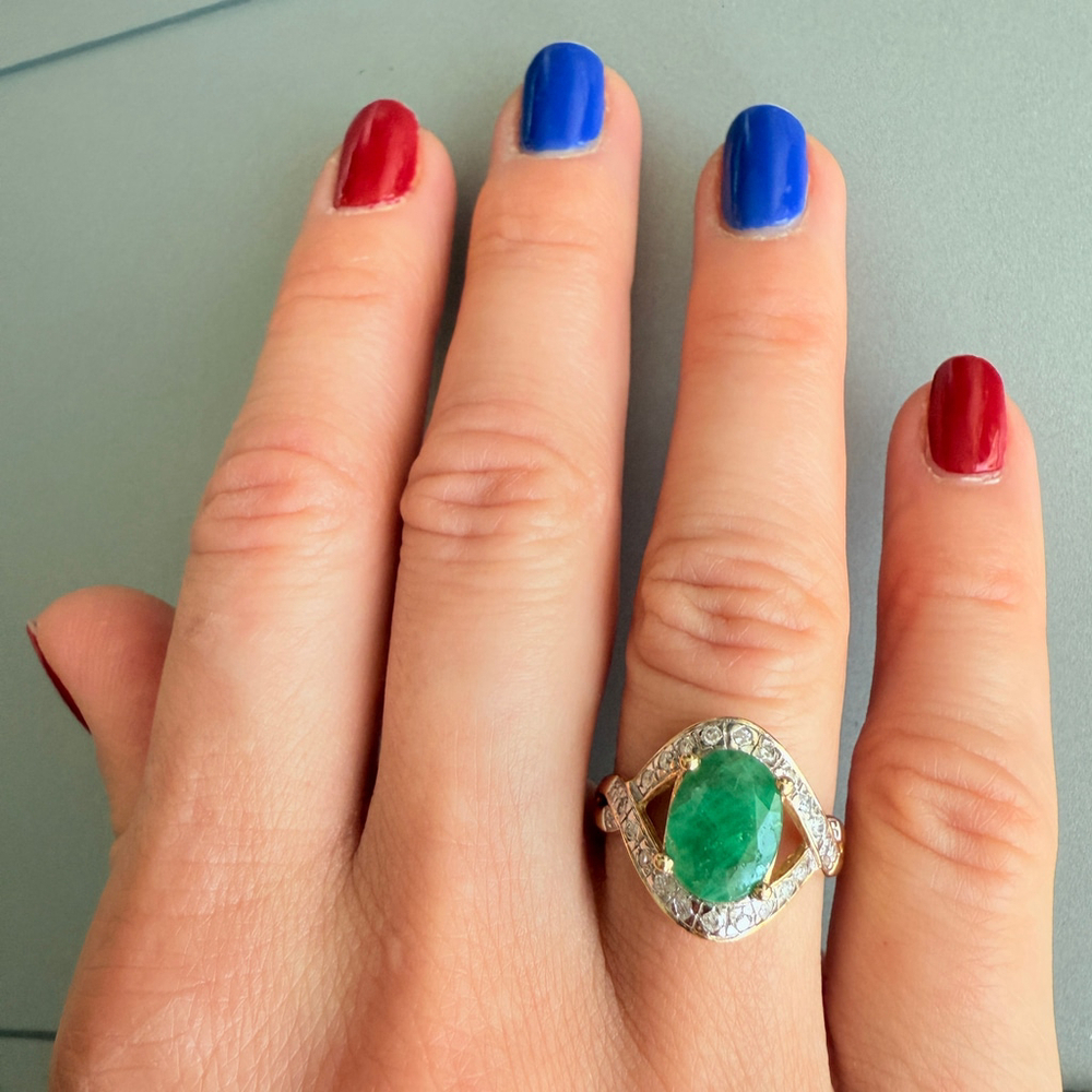 Estate 14K Solid Gold Ring 2 Carat Natural Green Zambian Emerald Diamond Ring - Picture 8 of 12
